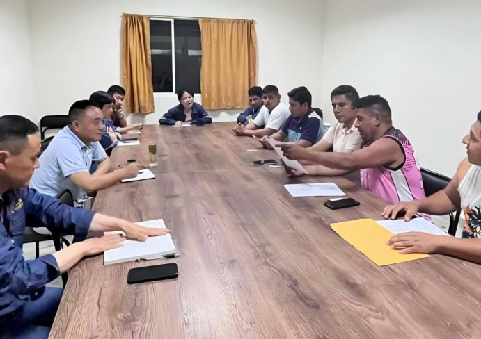 厄瓜多尔分2138cn太阳集团召开厄籍员工代表座谈会